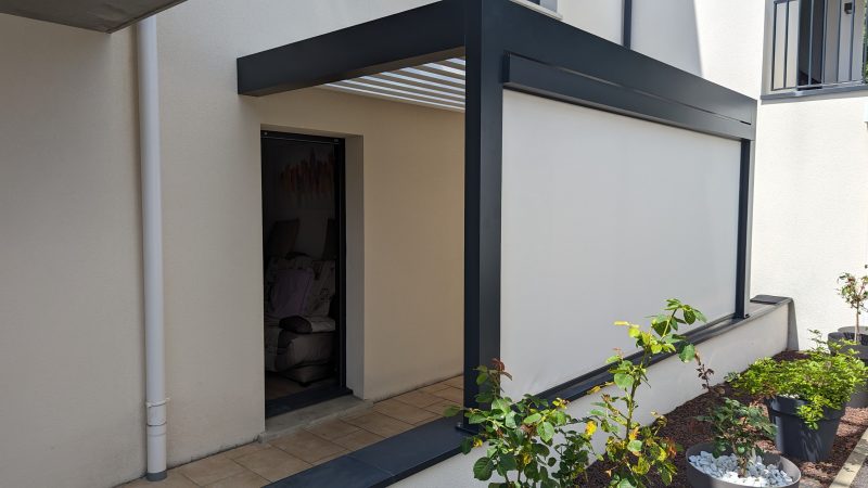 Pergola Bioclimatique TY PAU LED STORE ZIP